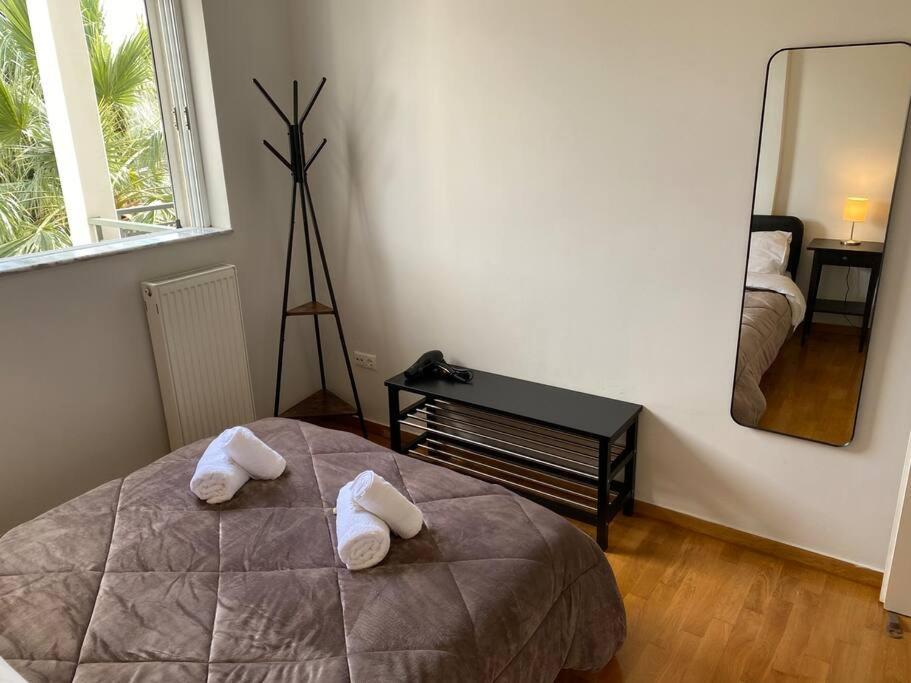 Cozy Apartment With Scenic View Athen Eksteriør billede